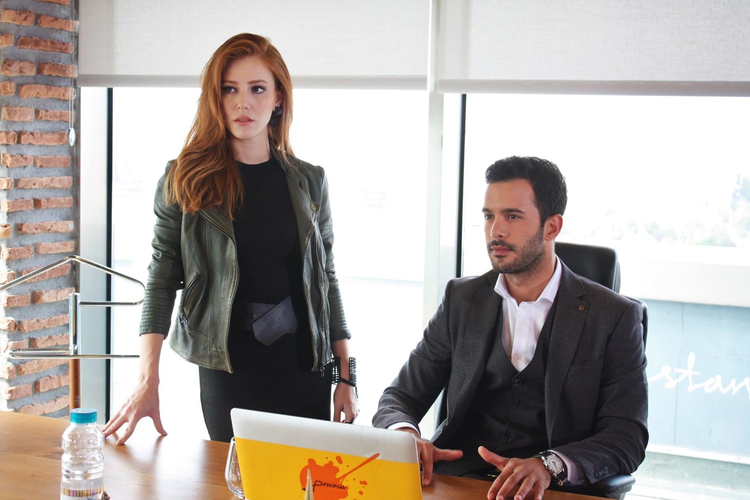 Кадр из Время счастья